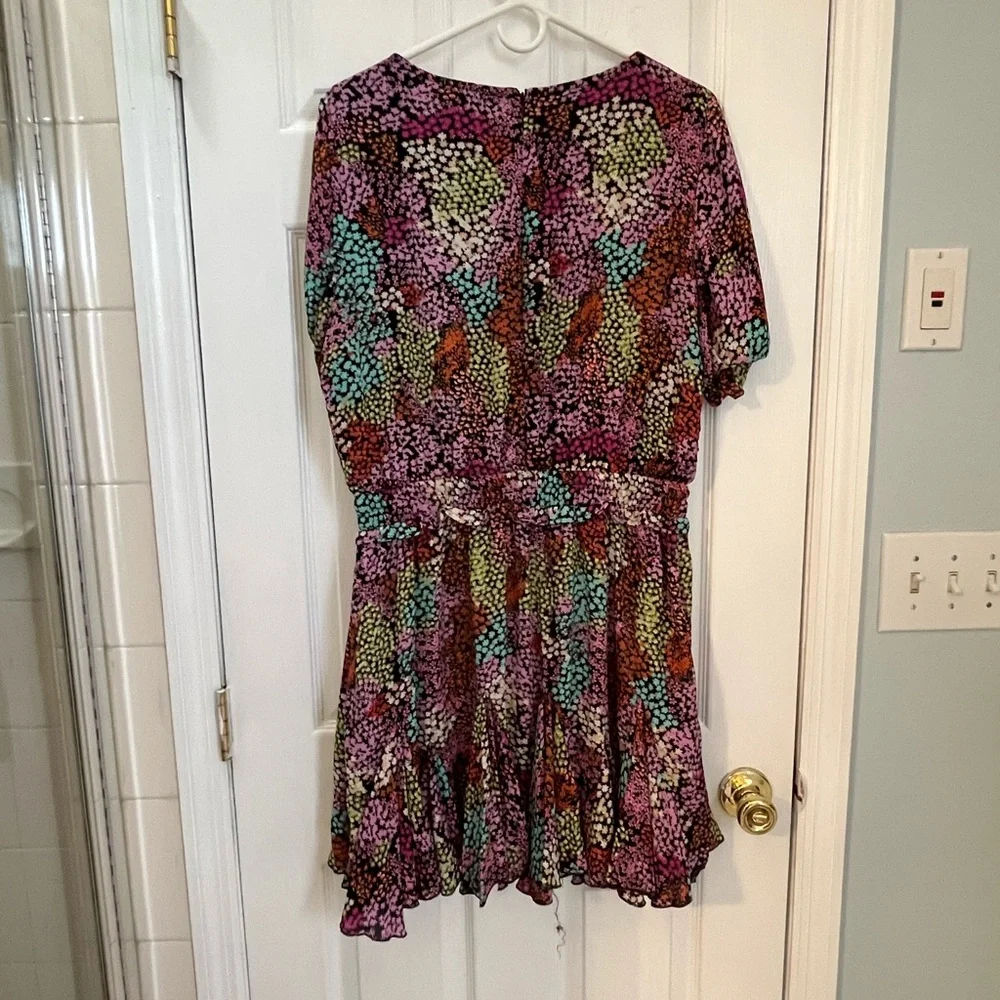 Colorful Patterned Dress - Picture 5 of 5